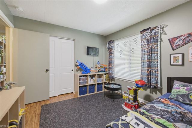 4707 Goldeneye CT, Virginia Beach, VA 23462