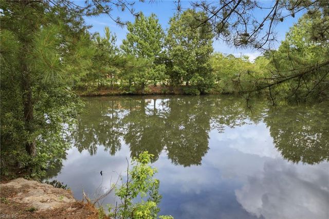 4707 Goldeneye CT, Virginia Beach, VA 23462