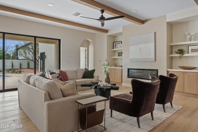 4035 E OSBORN Road, Phoenix, AZ 85018