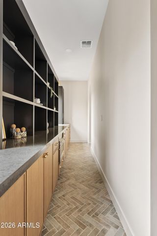 4035 E OSBORN Road, Phoenix, AZ 85018