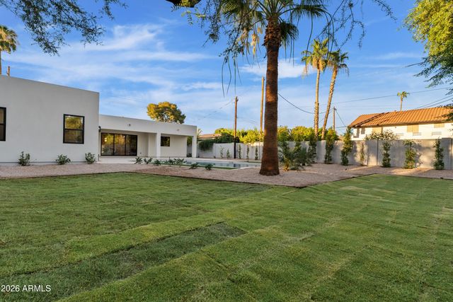 4035 E OSBORN Road, Phoenix, AZ 85018