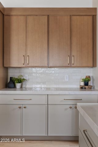 4035 E OSBORN Road, Phoenix, AZ 85018