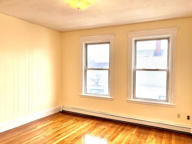 41 Brimblecom St 3, Lynn, MA 01902