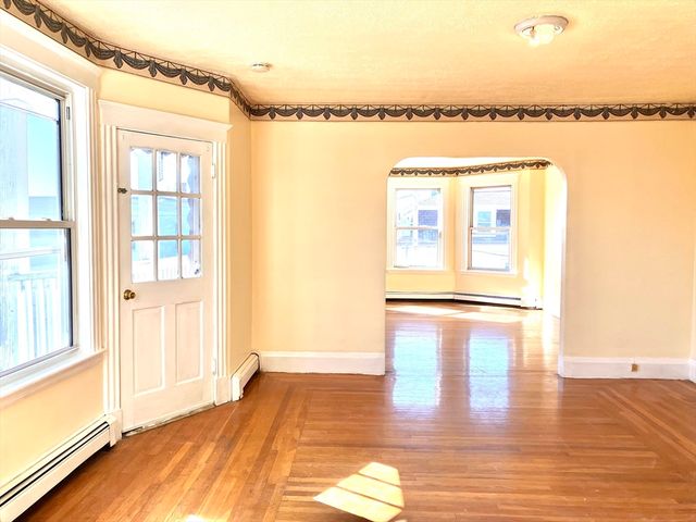 41 Brimblecom St 3, Lynn, MA 01902