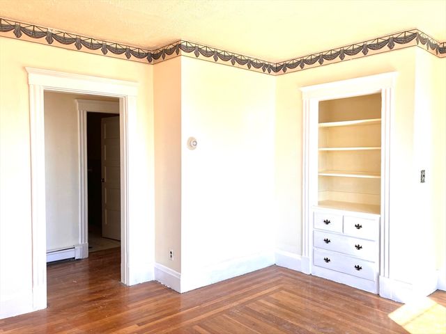 41 Brimblecom St 3, Lynn, MA 01902