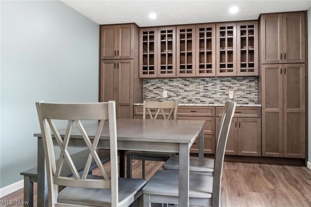 915 Old Farm Trail, Medina, OH 44256