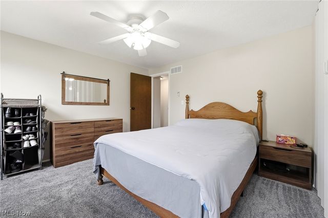 915 Old Farm Trail, Medina, OH 44256