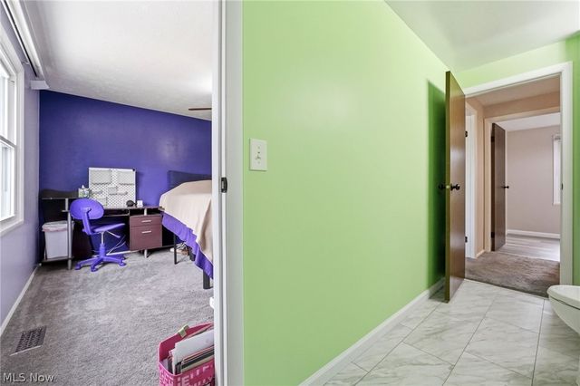 915 Old Farm Trail, Medina, OH 44256