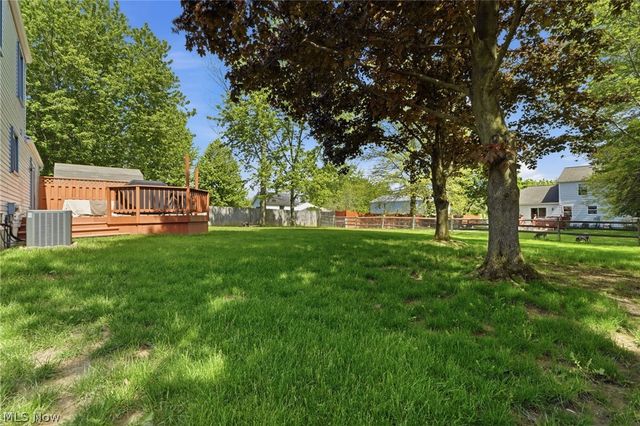 915 Old Farm Trail, Medina, OH 44256