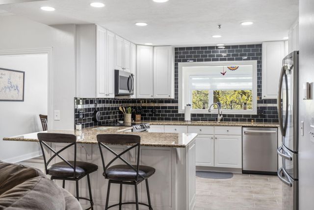 120 Oxford Court 2, Branson, MO 65616