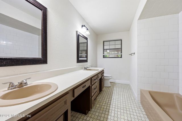2762 PEBBLERIDGE Court, Orange Park, FL 32065