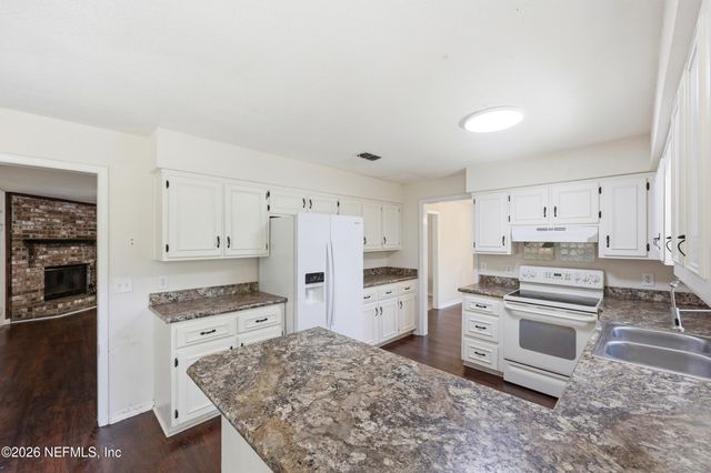 2762 PEBBLERIDGE Court, Orange Park, FL 32065