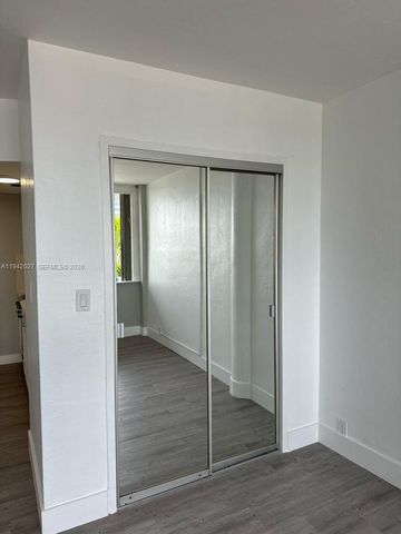 6484 Indian Creek Dr 220, Miami Beach, FL 33141