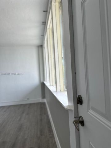 6484 Indian Creek Dr 220, Miami Beach, FL 33141