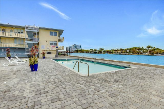 6484 Indian Creek Dr 220, Miami Beach, FL 33141