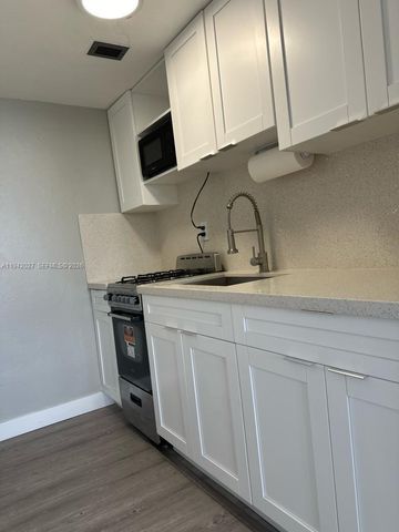 6484 Indian Creek Dr 220, Miami Beach, FL 33141