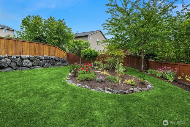 650 NW Nesvik Way, Poulsbo, WA 98370