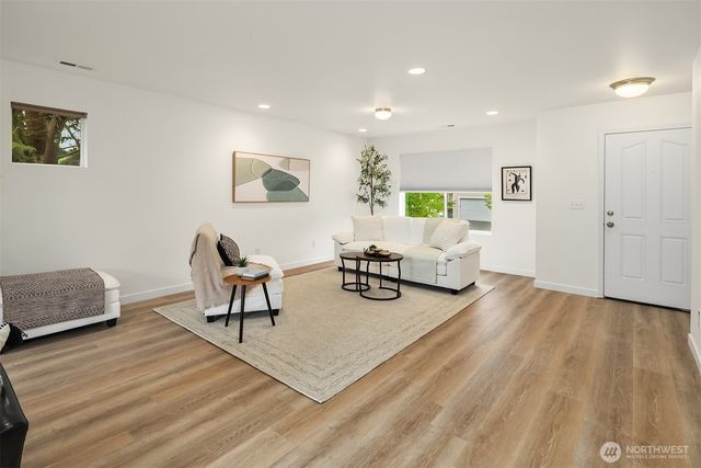650 NW Nesvik Way, Poulsbo, WA 98370