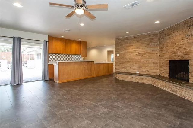 616 Edgefield Road, Fort Worth, TX 76107