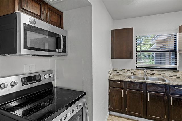 1916 COLTON DRIVE, Orlando, FL 32822