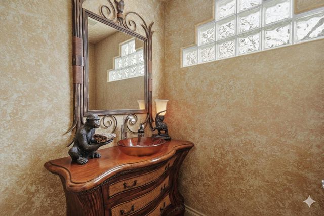 79382 Mission Drive W, La Quinta, CA 92253