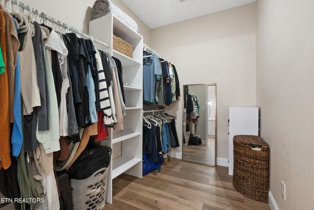 409 Commanche Tr, Seymour, TN 37865