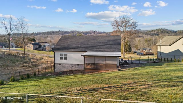 409 Commanche Tr, Seymour, TN 37865