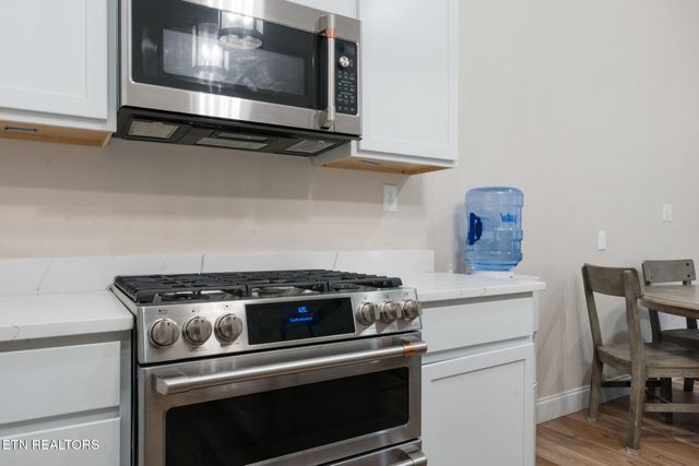 409 Commanche Tr, Seymour, TN 37865