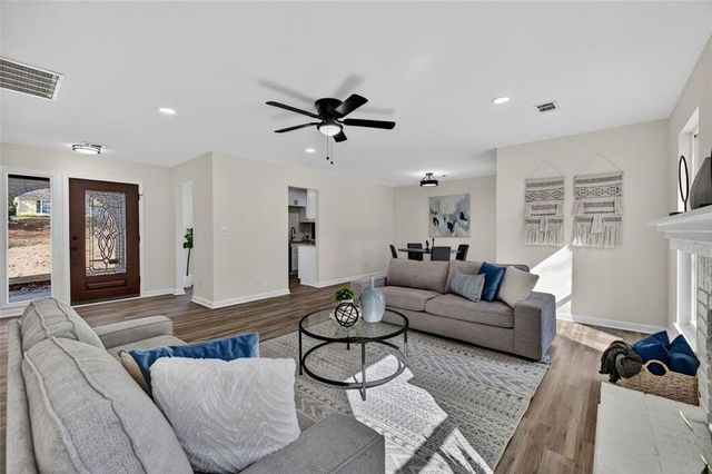 1188 Cottonwood Drive, Lawrenceville, GA 30043