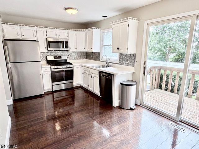 86 Wilton Ave, Middlesex Boro, NJ 08846