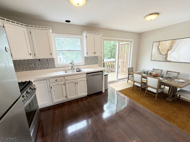 86 Wilton Ave, Middlesex Boro, NJ 08846