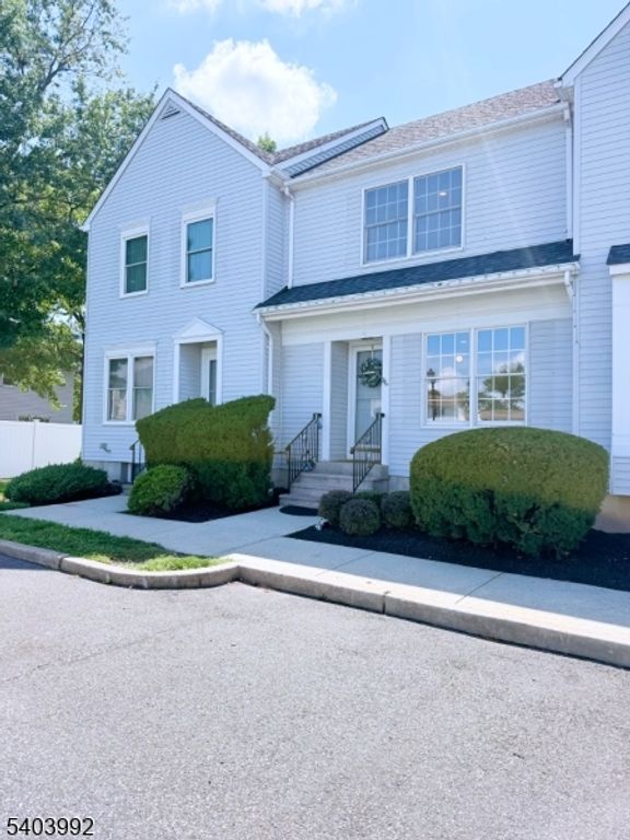 86 Wilton Ave, Middlesex Boro, NJ 08846