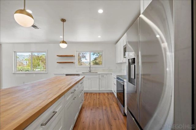 3548 Laurashawn Lane, Escondido, CA 92026