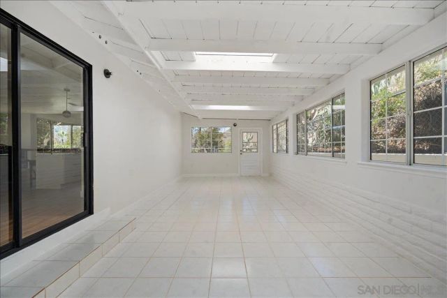 3548 Laurashawn Lane, Escondido, CA 92026