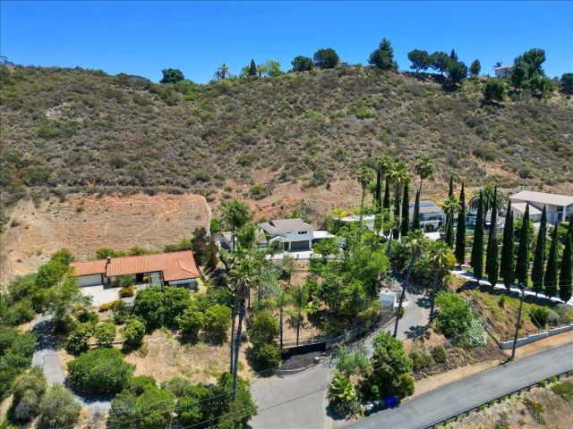 3548 Laurashawn Lane, Escondido, CA 92026
