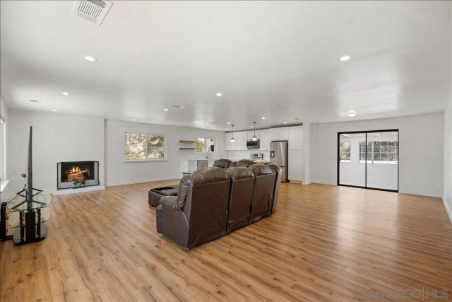 3548 Laurashawn Lane, Escondido, CA 92026