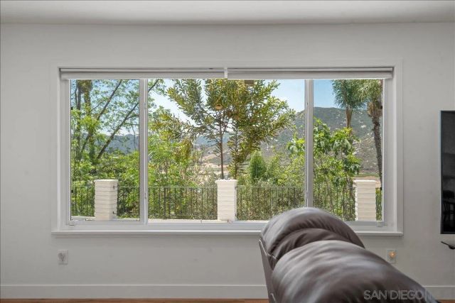 3548 Laurashawn Lane, Escondido, CA 92026