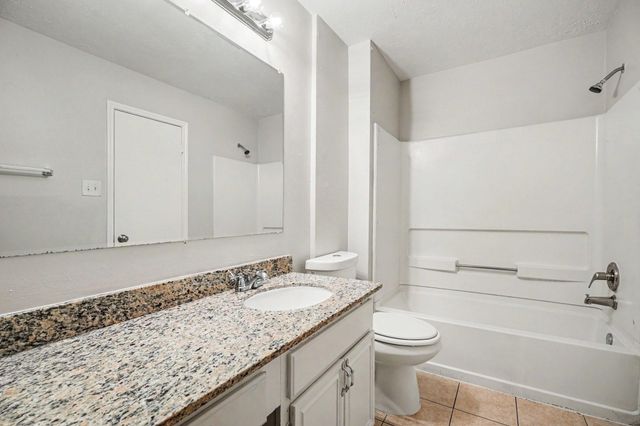 4811 Hawthorne Street, Pasadena, TX 77586