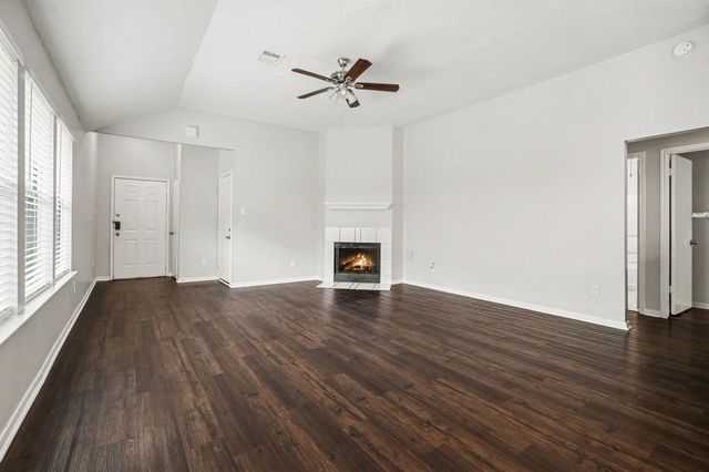 4811 Hawthorne Street, Pasadena, TX 77586