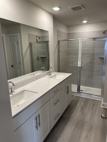 204 Douglas Bend Rd Unit 1604, Gallatin, TN 37066