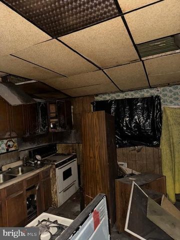 2742 N 29TH ST, Philadelphia, PA 19132