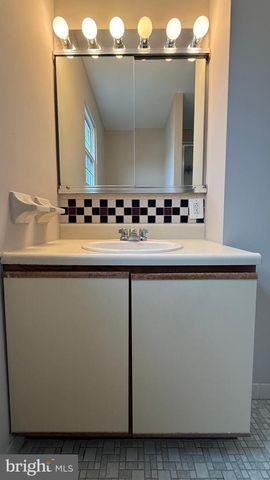 10123 ALEXANDRA LN, Philadelphia, PA 19116