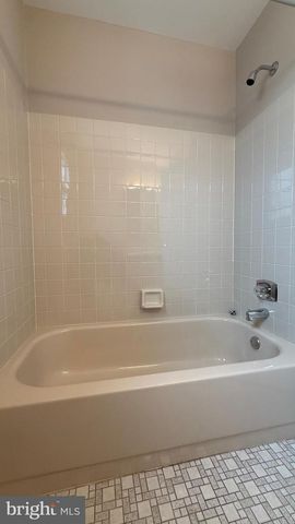 10123 ALEXANDRA LN, Philadelphia, PA 19116