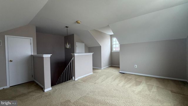 10123 ALEXANDRA LN, Philadelphia, PA 19116