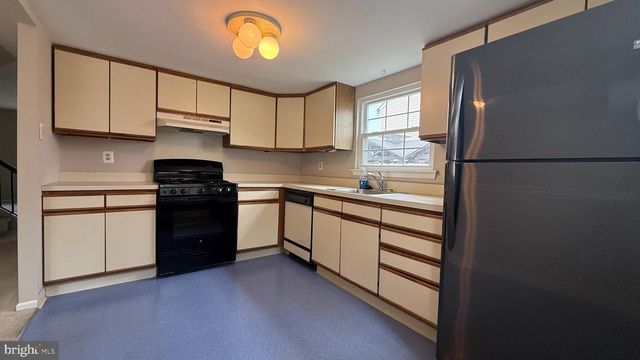 10123 ALEXANDRA LN, Philadelphia, PA 19116