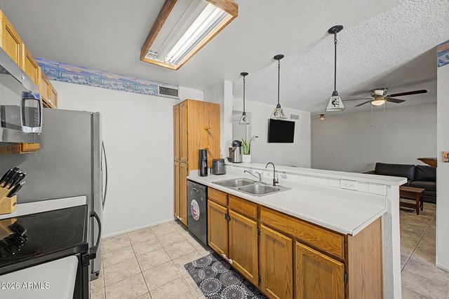 255 S KYRENE Road 117, Chandler, AZ 85226