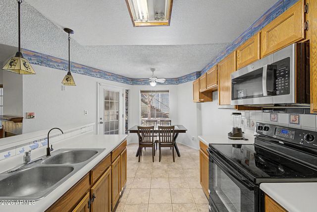 255 S KYRENE Road 117, Chandler, AZ 85226