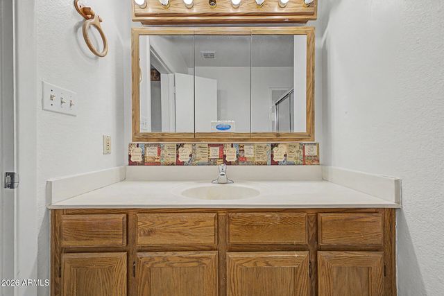 255 S KYRENE Road 117, Chandler, AZ 85226