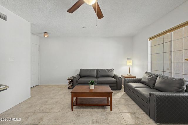 255 S KYRENE Road 117, Chandler, AZ 85226