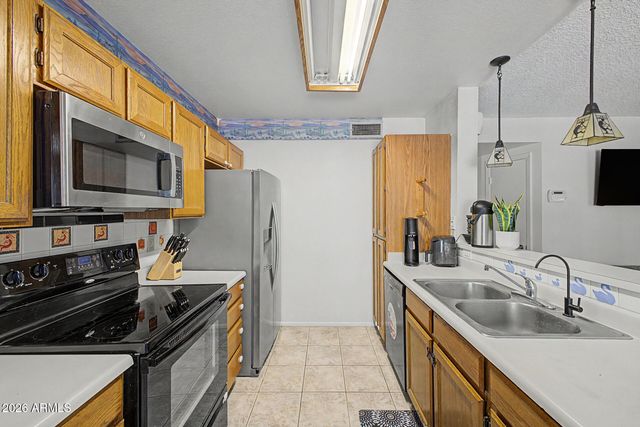 255 S KYRENE Road 117, Chandler, AZ 85226